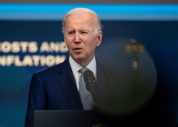 Tiroteos no frenan recursos de Biden a Ucrania en lugar de seguridad pública