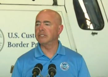 Se prepara Texas para posible oleada migratoria