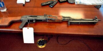 Vendió más de 100 armas de manera ilegal en Texas