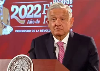 Dirigentes de Oposición parecen promotores de 4T: AMLO